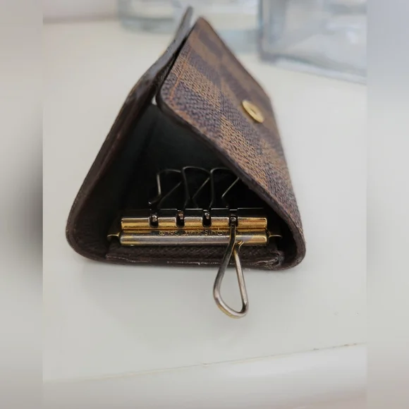 Louis Vuitton Brown Checkered Clutch - Picture 11 of 13